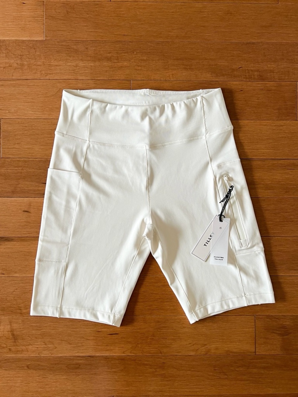 Tilley Recycled Trek Shorts in Chalk White